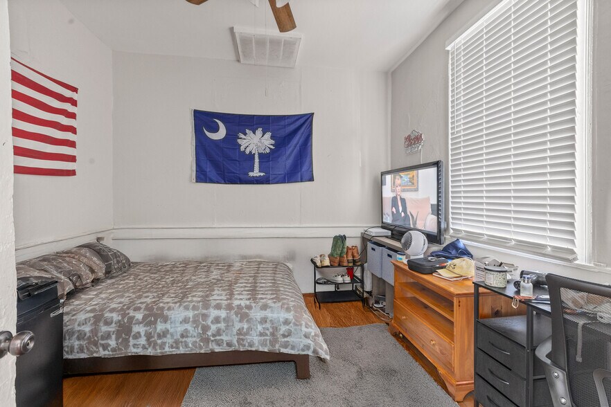 More Photos Of 94 Morris St, Charleston Apartments For Sale