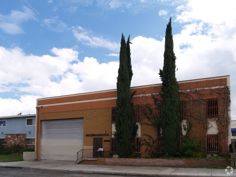 More Photos Of 2702 Seaman Ave, El Monte Warehouse For Lease