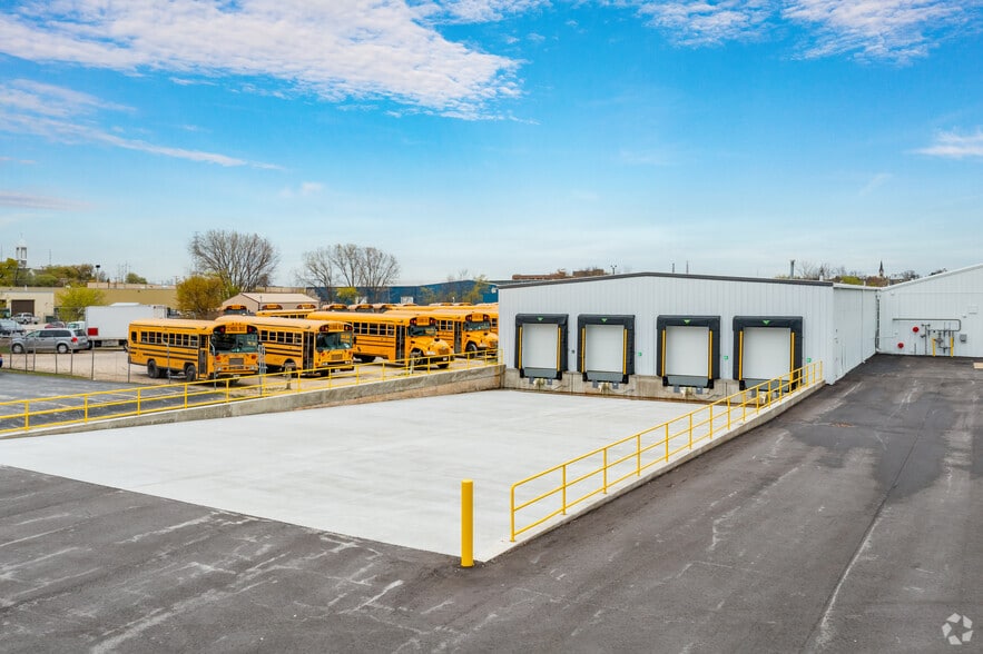 More Photos Of 1213 Pennsylvania Ave, Sheboygan Manufacturing For Sale