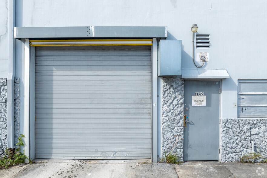 More Photos Of 18520-18590 NE 2nd Ave, Miami Warehouse For Lease