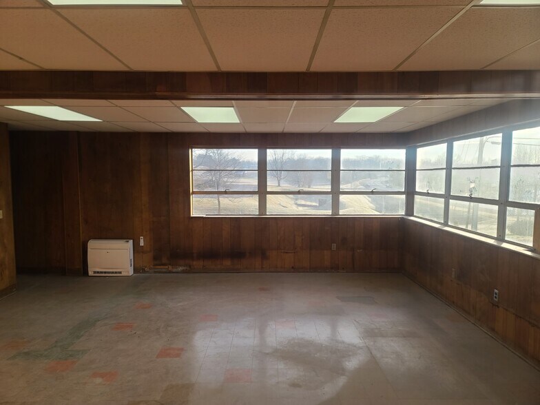 More Photos Of 4800 Green Valley Rd, Union Bridge Warehouse For Lease