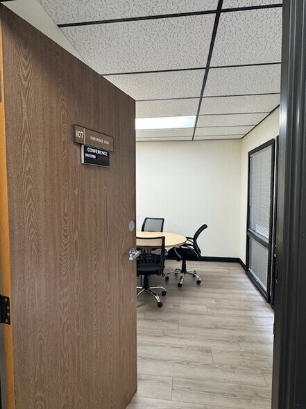 More Photos Of 7111 Garden Grove Blvd, Garden Grove Office For Lease