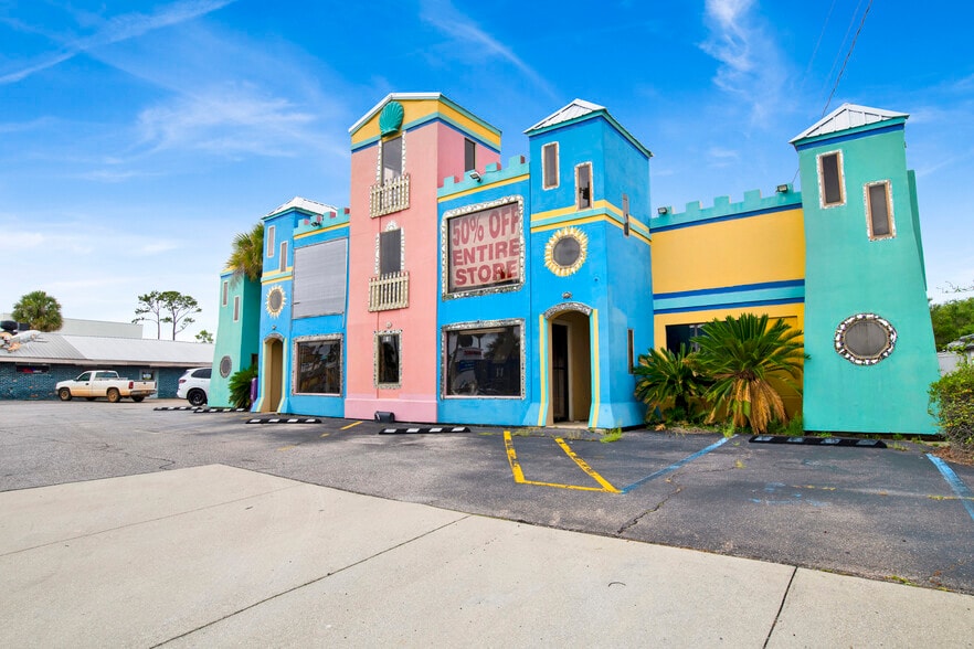 Primary Photo Of 616 Gulf Shores Pky, Gulf Shores Freestanding For Sale