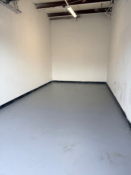 More Photos Of 540 N State Road 434, Altamonte Springs Self Storage For Sale