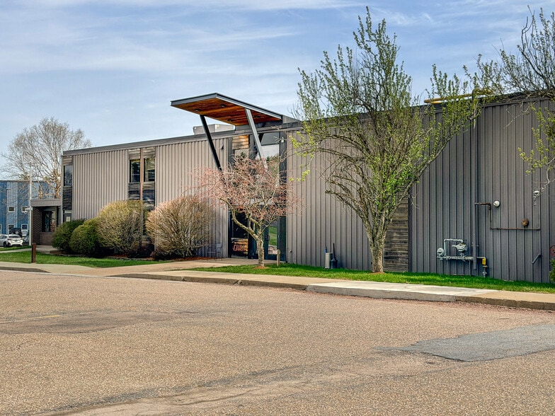 More Photos Of 266 Queen City Park Rd, Burlington Industrial For Lease