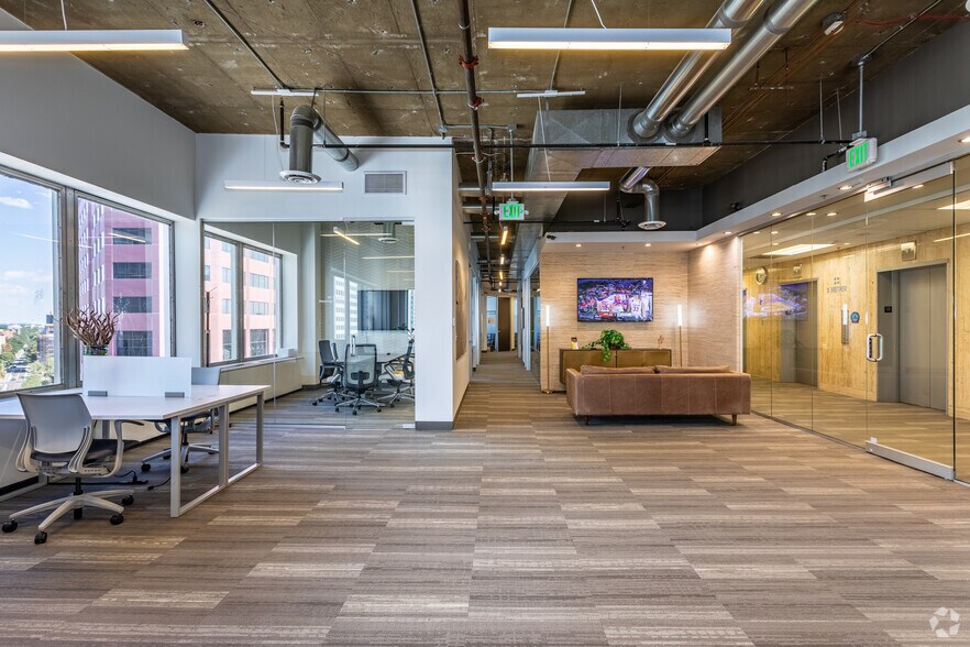 More Photos Of 110 16th St, Denver Coworking Space