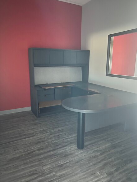 More Photos Of 5000 Western Center Blvd, Fort Worth Unknown For Lease