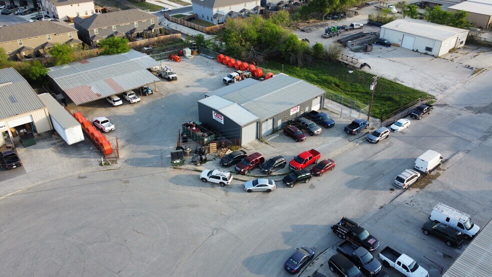 More Photos Of 6603 Topper Pky, San Antonio Warehouse For Lease