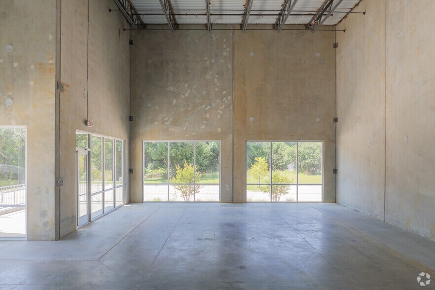 More Photos Of 2250 114th St, Grand Prairie Distribution For Sale