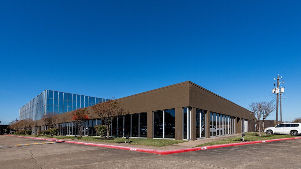 More Photos Of 3737-3743 Red Bluff Rd, Pasadena Office For Lease