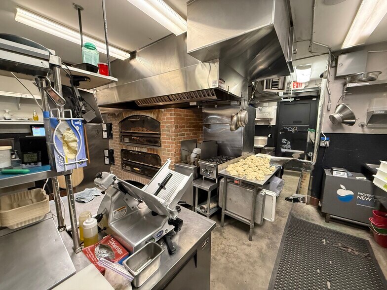 More Photos Of 4359-4361 Tujunga Ave, Studio City Storefront Retail Office For Lease