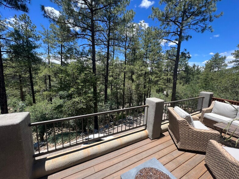 More Photos Of 125 Laurel Ct, Prescott Specialty For Sale