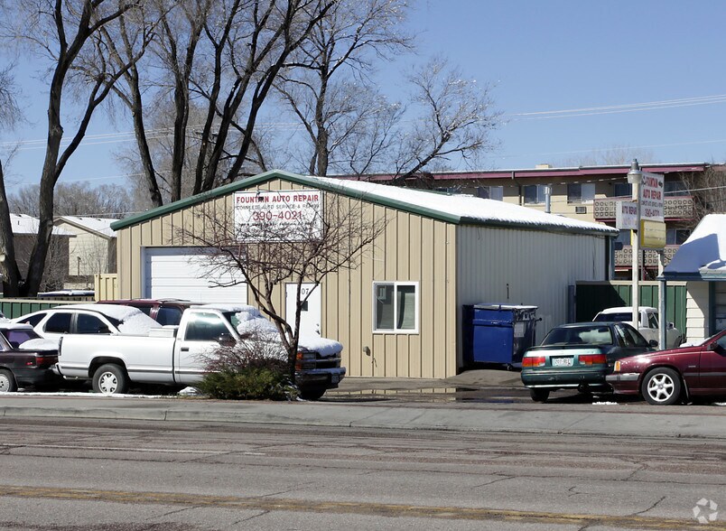 More Photos Of 309 N Santa Fe Ave, Fountain Auto Repair For Sale