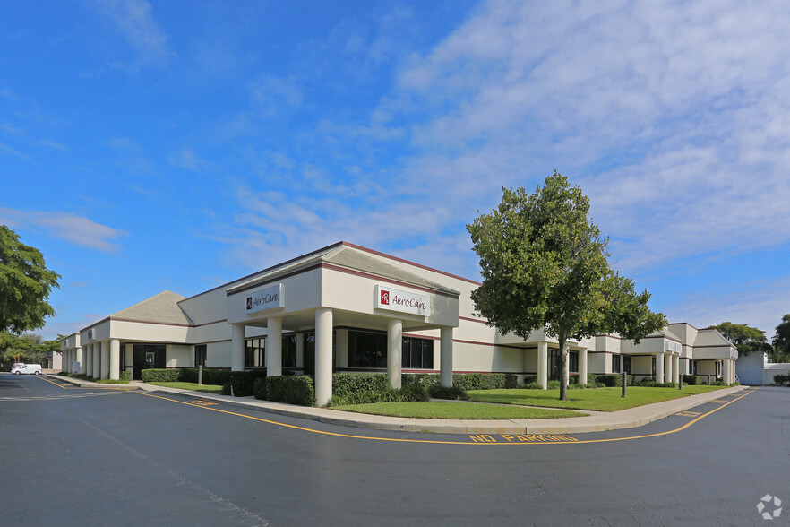 Primary Photo Of 3600 S Congress Ave, Boynton Beach Showroom For Lease