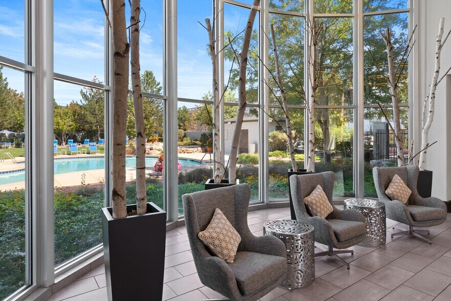 More Photos Of 801-901 Englewood Pky, Englewood Apartments For Lease