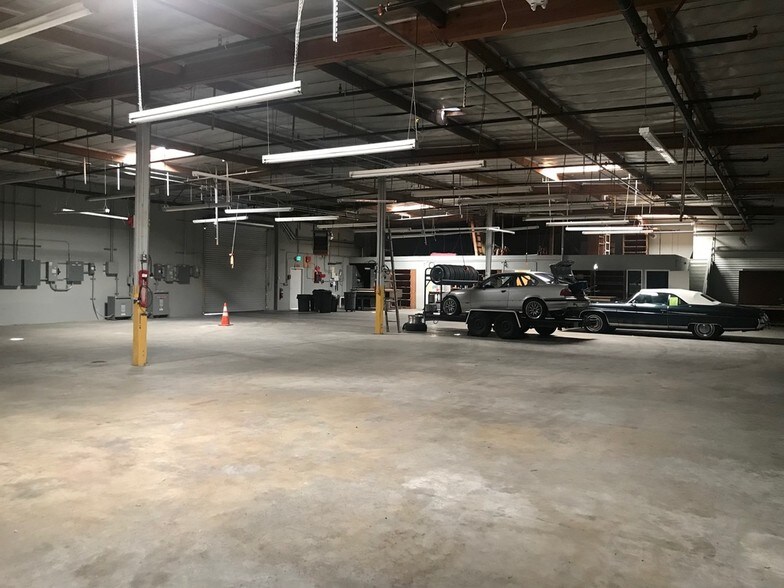 More Photos Of 2446 Pratt Ave, Hayward Warehouse For Sale