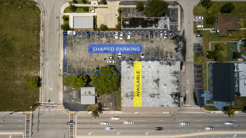 More Photos Of 300-310 W Hallandale Beach Blvd, Hallandale Beach Storefront Retail Office For Lease