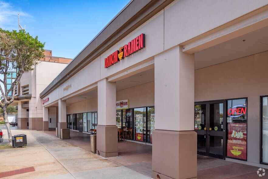 More Photos Of 890 Kamokila Blvd, Kapolei Freestanding For Lease