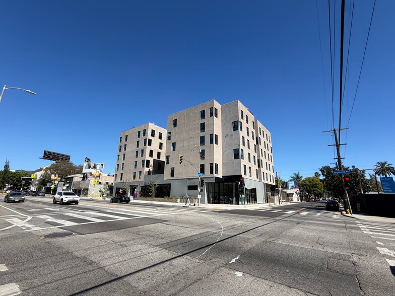 More Photos Of 1410 N Highland Ave, Los Angeles Apartments For Lease