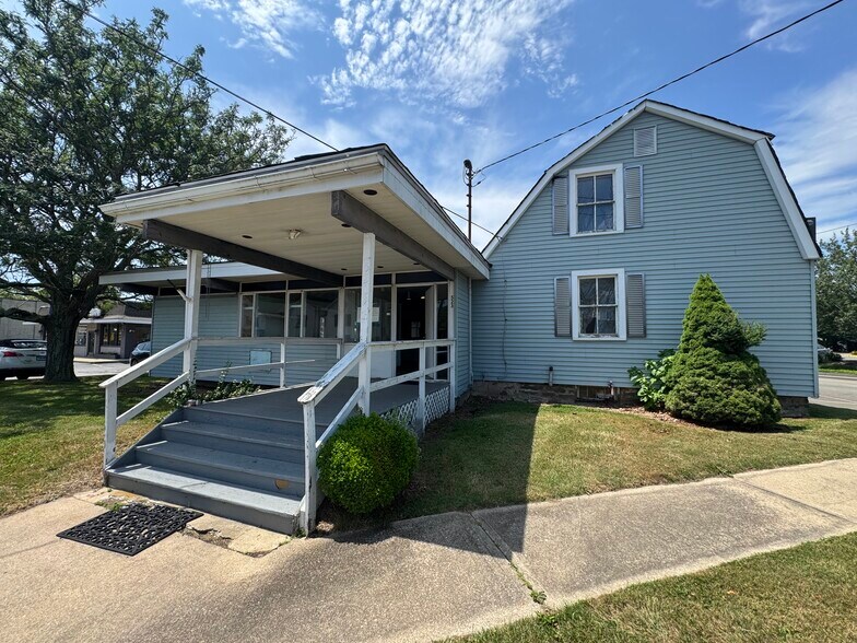 Primary Photo Of 523 Boston Post Rd, Old Saybrook Freestanding For Sale