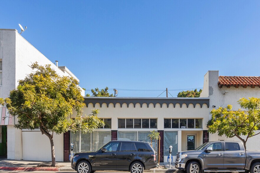 More Photos Of 3821 Park Blvd, San Diego General Retail For Lease