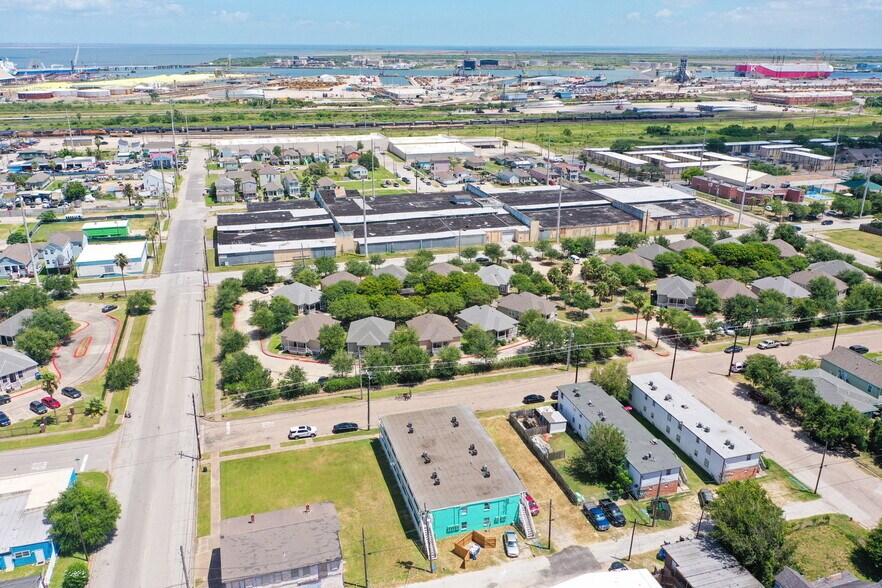 More Photos Of 4217 Sealy St, Galveston Apartments For Sale