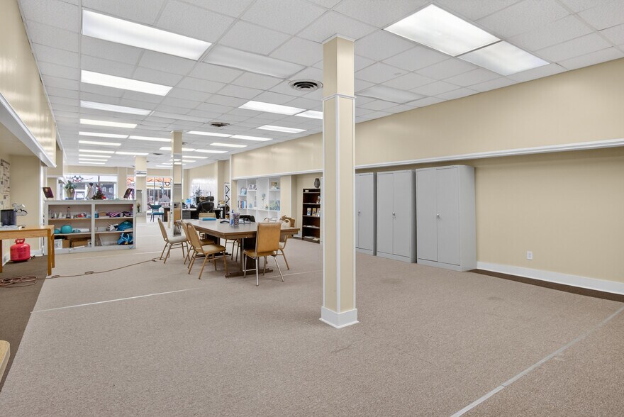 More Photos Of 104-110 S Hill Ave, South Hl, South Hill Office Residential For Sale