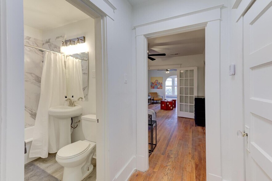 More Photos Of 963 New York St, Memphis Multifamily For Sale