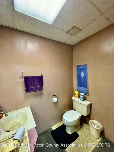 More Photos Of 2716 Sudderth Dr, Ruidoso Storefront For Sale