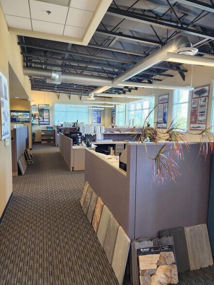More Photos Of 14738 Pipeline Ave, Chino Hills Office For Lease
