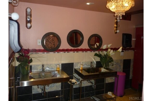 More Photos Of 1930 Patterson Ave, Bronx Freestanding For Sale