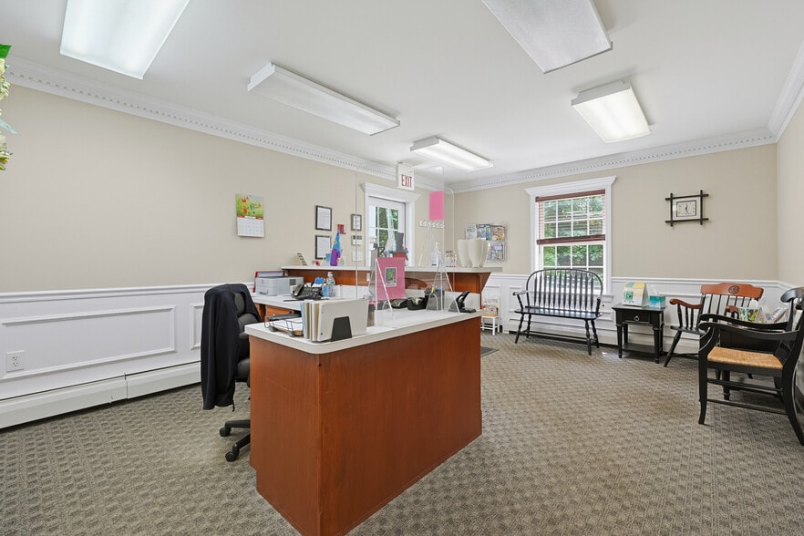More Photos Of 620 Washington St, Franklin Medical For Sale