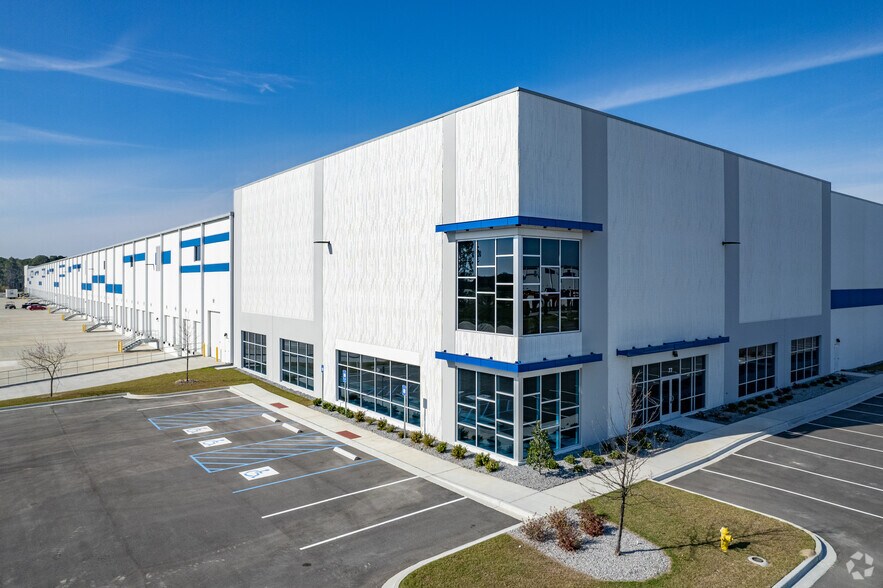 More Photos Of 54 Logistics Dr, Black Creek Unknown For Lease