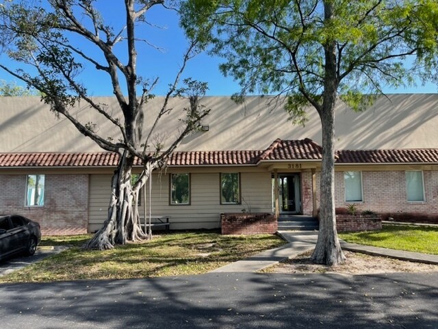 More Photos Of 3181 W Mcnab Rd, Pompano Beach Warehouse For Lease