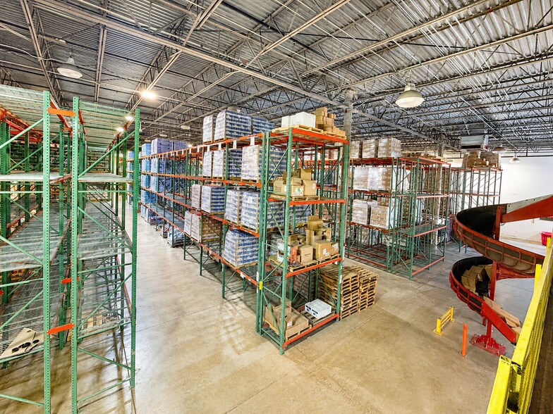 Primary Photo Of 701 Park of Commerce Blvd, Boca Raton Light Distribution For Lease