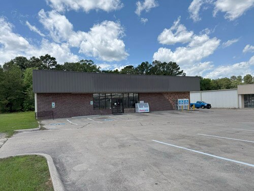 More Photos Of 303 NW Loop 436, Carthage Freestanding For Sale