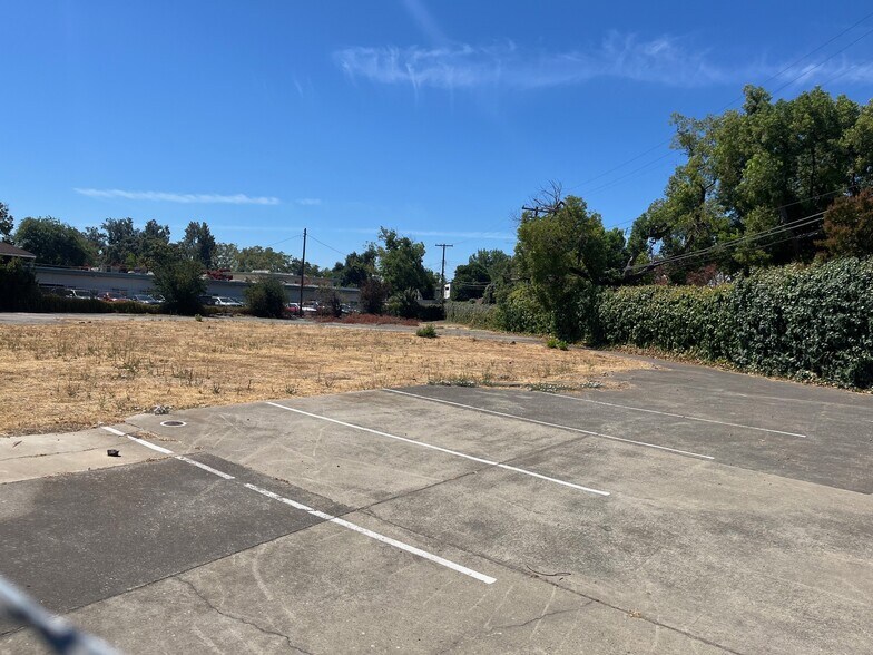 More Photos Of 2040 Stockton Blvd, Sacramento Land For Sale