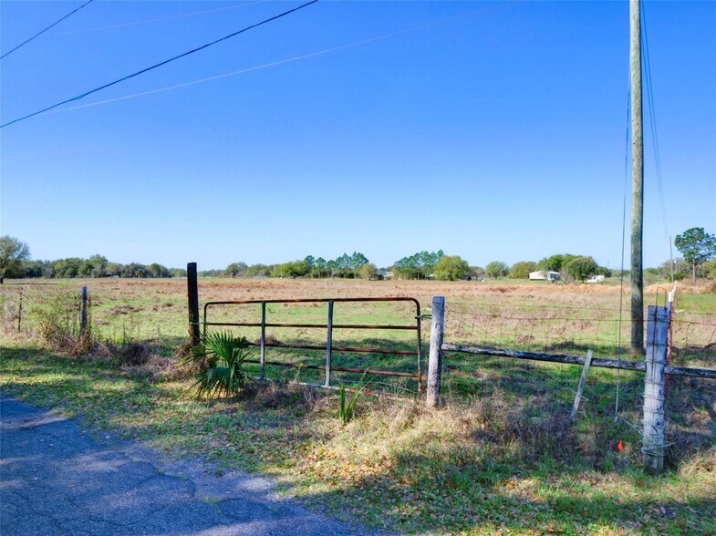 More Photos Of County Road 614A, Bushnell Land For Sale