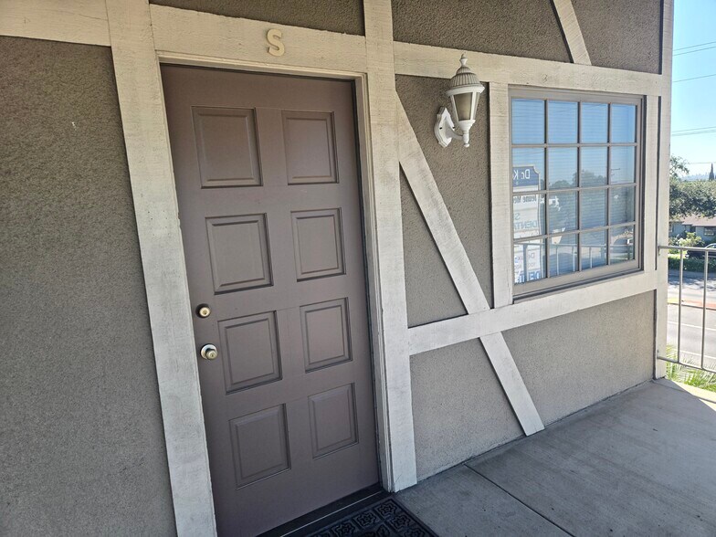 More Photos Of 721 W Whittier Blvd, La Habra Office For Lease