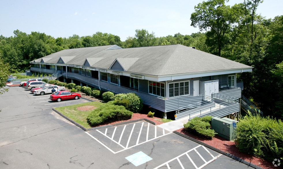 Primary Photo Of 75 Berlin Rd, Cromwell Medical For Lease