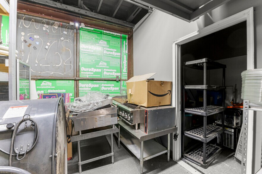 More Photos Of 12744 E 8 Mile Rd, Detroit General Retail For Sale