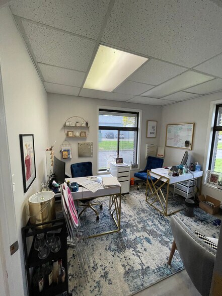 More Photos Of 9459 Lapeer Rd, Davison Office For Lease