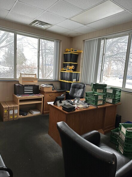 More Photos Of 3455 3 Mile Rd NW, Grand Rapids Distribution For Sale