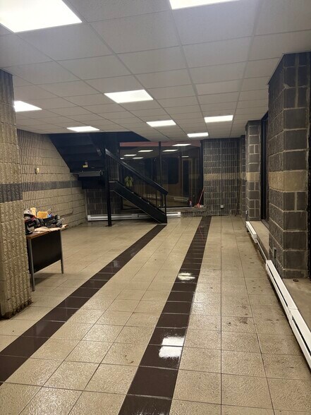 More Photos Of 436 Spencer St, Staten Island Warehouse For Sale