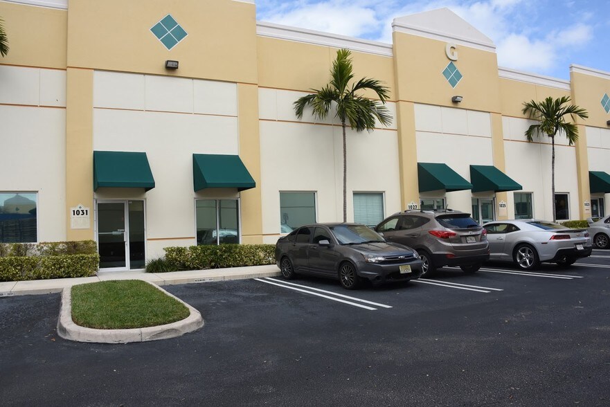 More Photos Of 1011-1039 NW 31st Ave, Pompano Beach Manufacturing For Lease