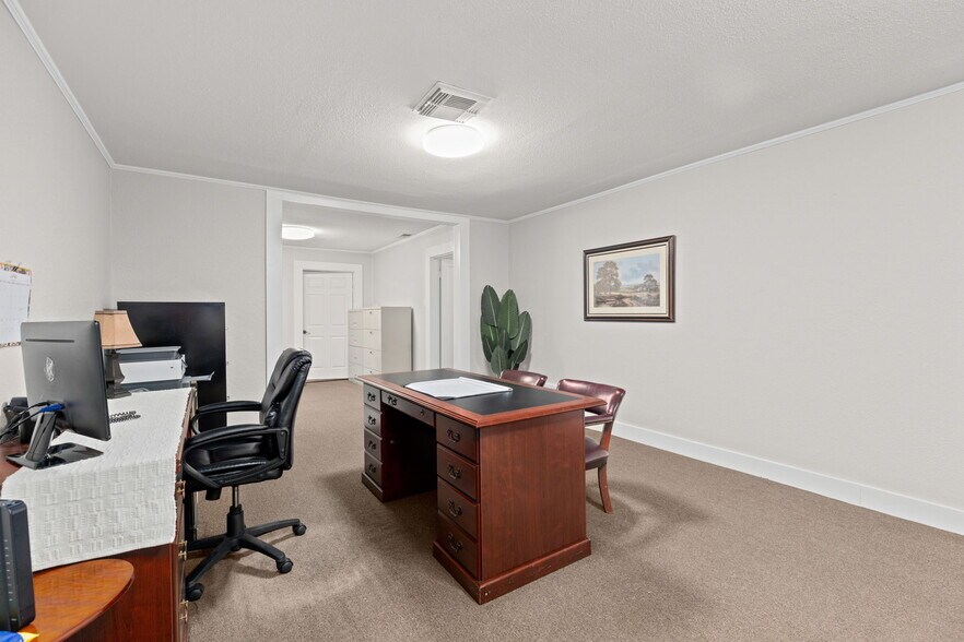 More Photos Of 5231 San Pedro Ave, San Antonio Office Residential For Sale