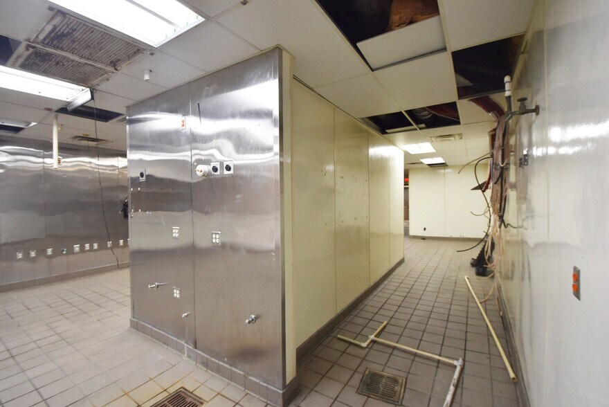 More Photos Of 64 Carriage Oaks Dr, Tyrone Restaurant For Lease