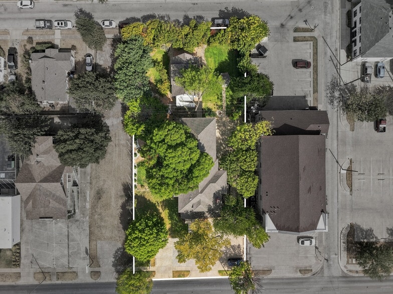 More Photos Of 1417 8th Ave, Fort Worth Hospitality For Sale
