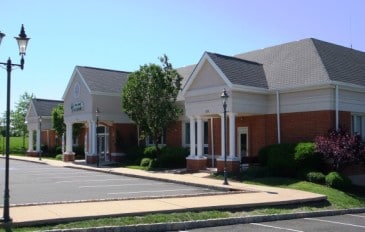 More Photos Of 546-574 Allen Rd, Basking Ridge General Retail For Lease