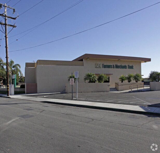 More Photos Of 10422 Garden Grove Blvd, Garden Grove Bank For Sale